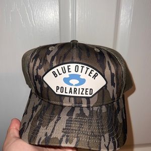 Blue Otter Polarized Hat